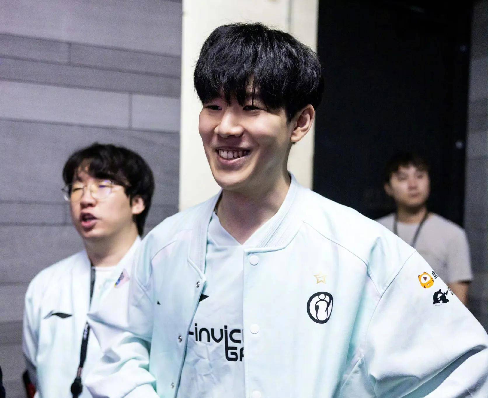 进一步加强 进一步加强