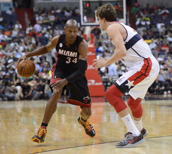 的防守脚步 的防守脚步