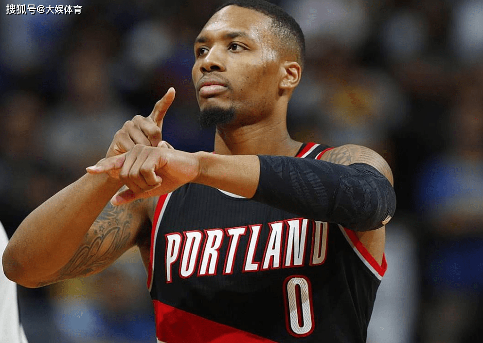 大龙逼团 大龙逼团